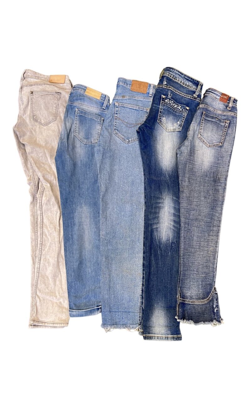 Pantaloni Donna slim €/kg 2.00 € exl iva